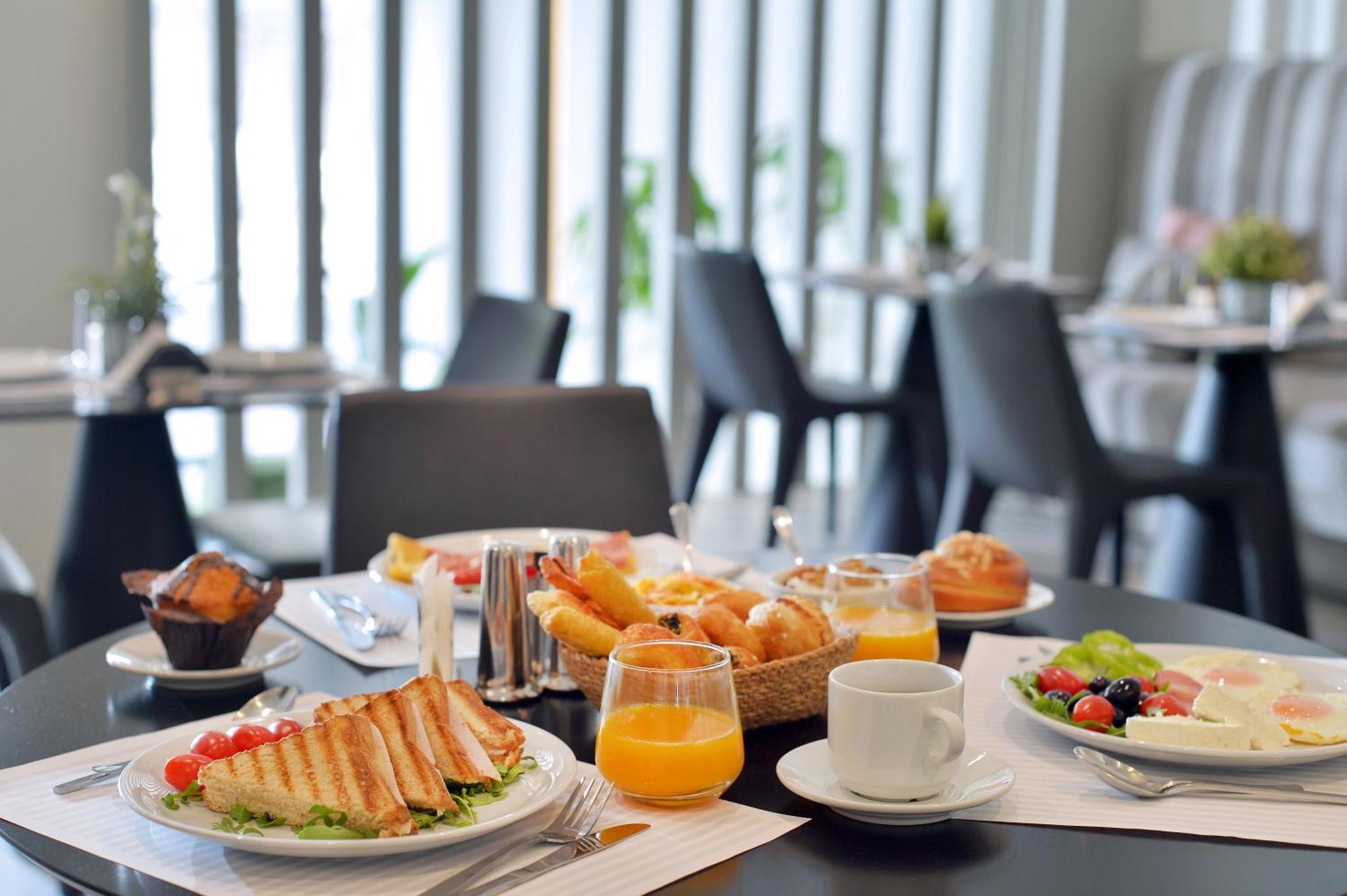 Alva Otel 3*